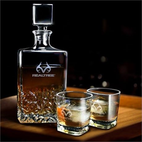 Realtree Whiskey Decanter and 2 Glasses Set