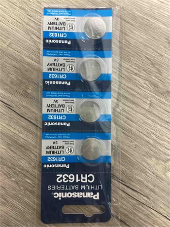 Piles bouton Panasonic CR1632 3V lithium longue durée pack 4