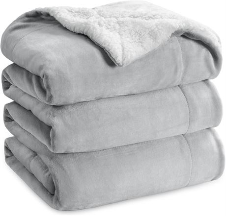Bedsure GentleSoft Sherpa King Size Blanket Light Grey 108x90 in