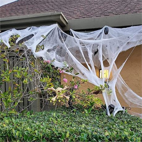 Stretchy Spider Web 1000 sqft with 60 Fake Spiders